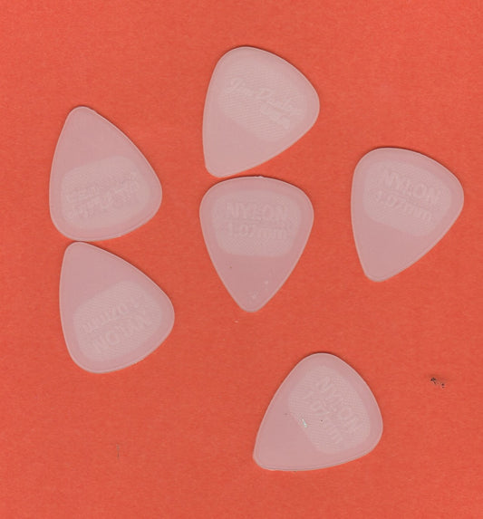 Médiators Dunlop nylon Glow standard 1.07mm - LOT DE 6
