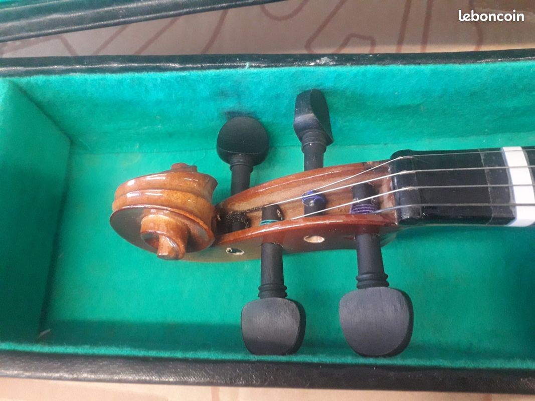 Violon Lark 4/4 avec étui –  OCCASION Très bon état