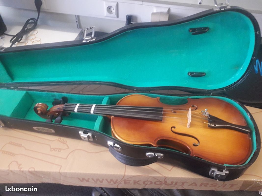 Violon Lark 4/4 avec étui –  OCCASION Très bon état