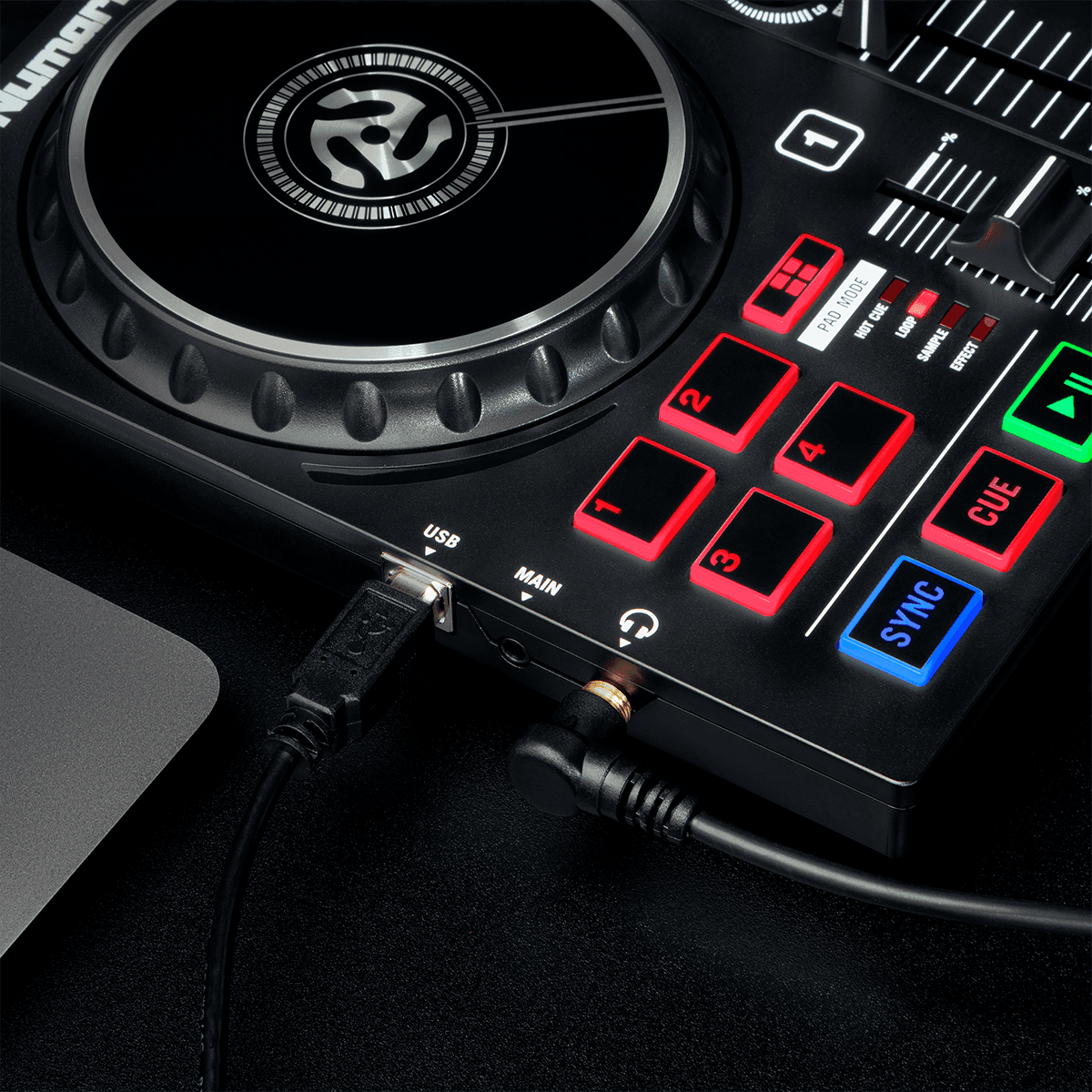 Numark Party Mix 2 – Contrôleur DJ 2 voies avec carte son, 8 pads et jeux de lumières