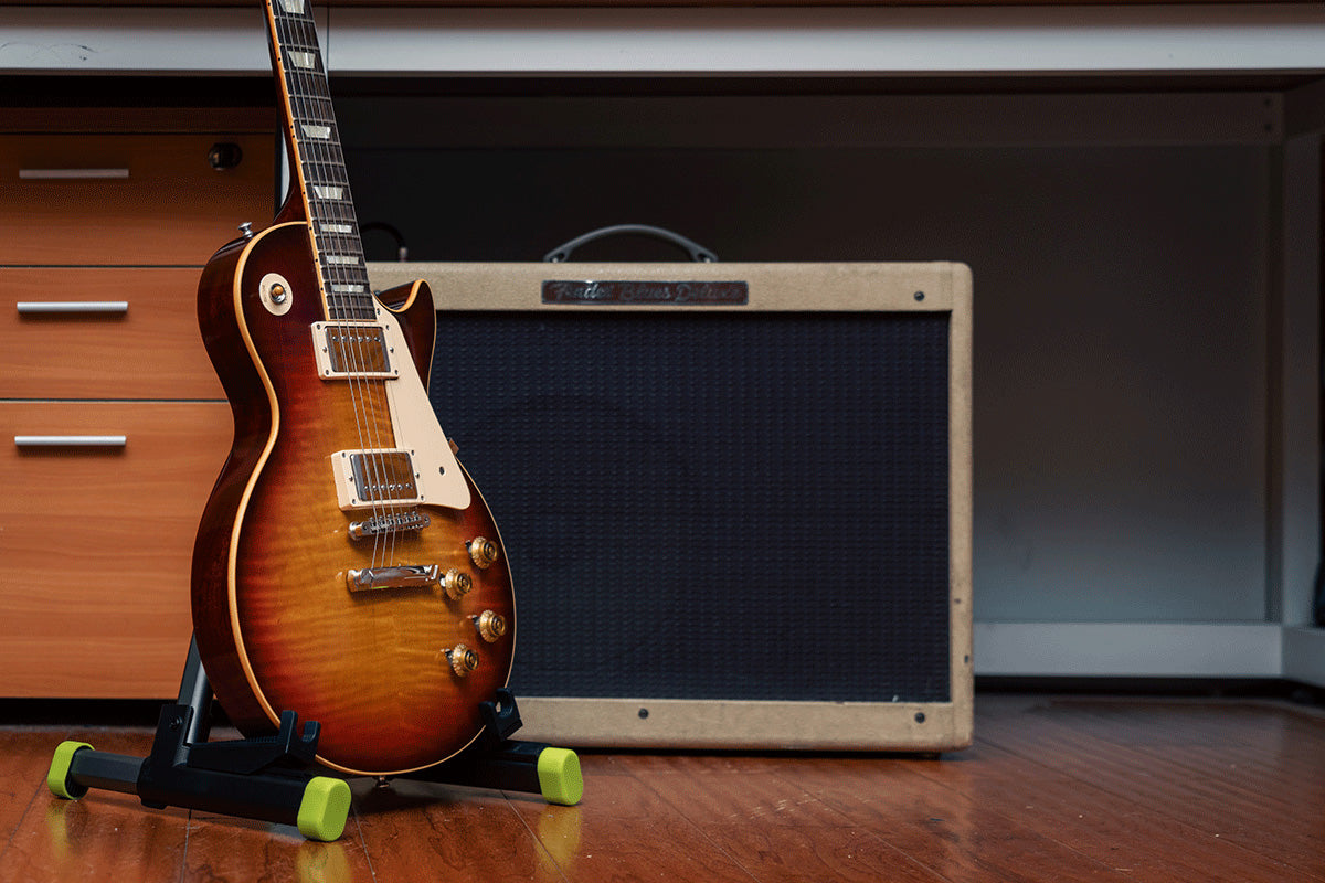 STAND GUITARE CHERUB WGS10