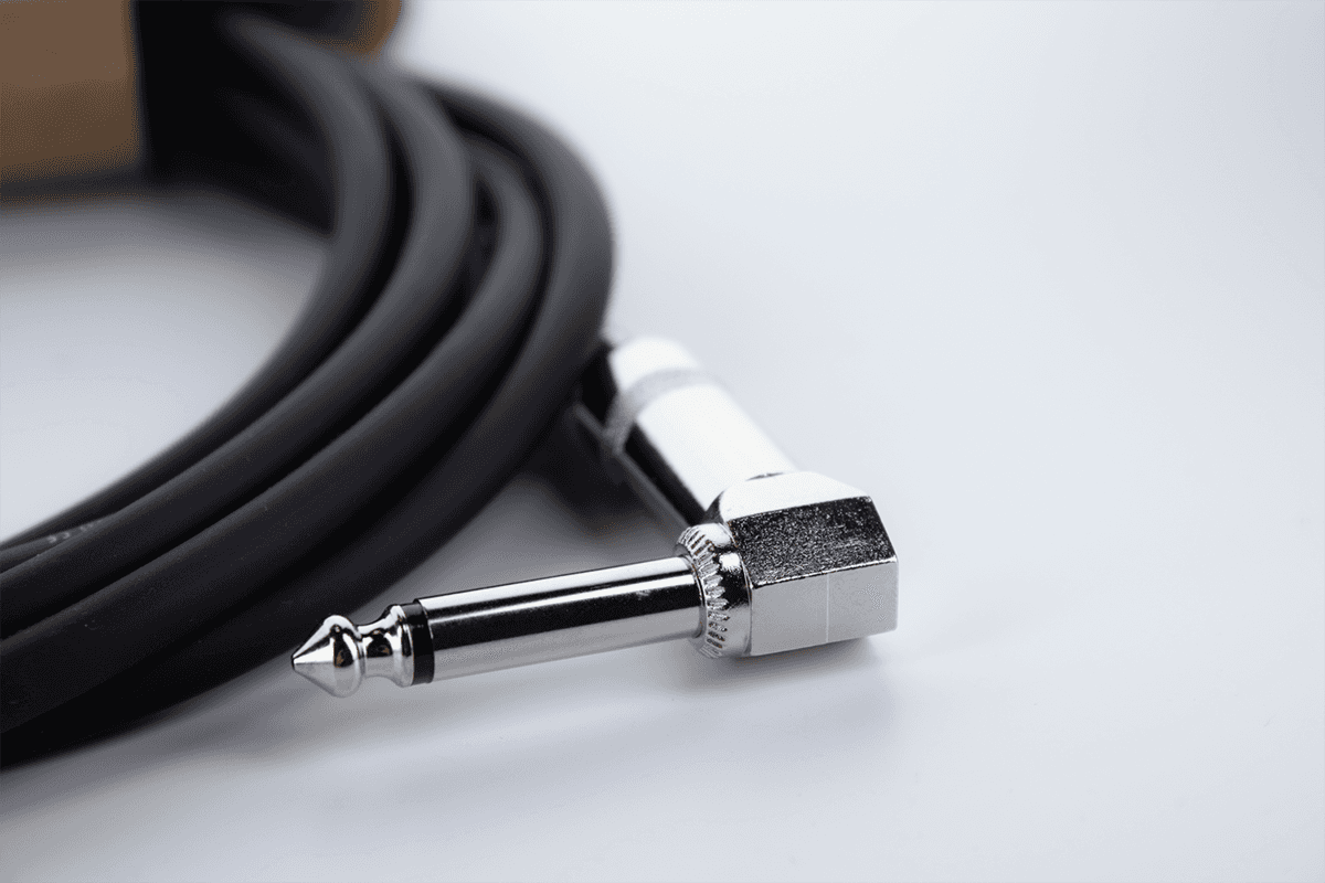 Câble instrument Jack droit / Jack coudé Cordial Série Elements – 3 m - EI3PR