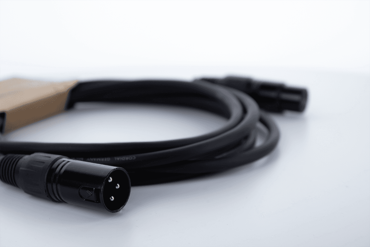 Câble micro XLR/XLR Cordial Série Elements – 0,5 m - EM0.5FM