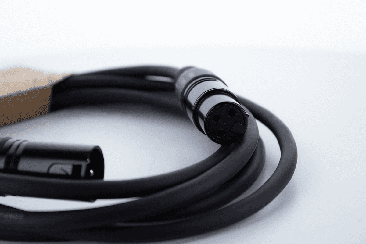 Câble micro XLR/XLR Cordial Série Elements – 1 m - EM1FM