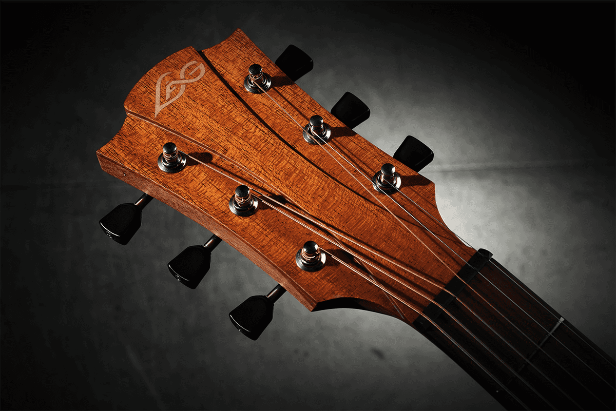 GUITARE FOLK DREADNOUGHT LAG TRAMONTANE T70D-NAT