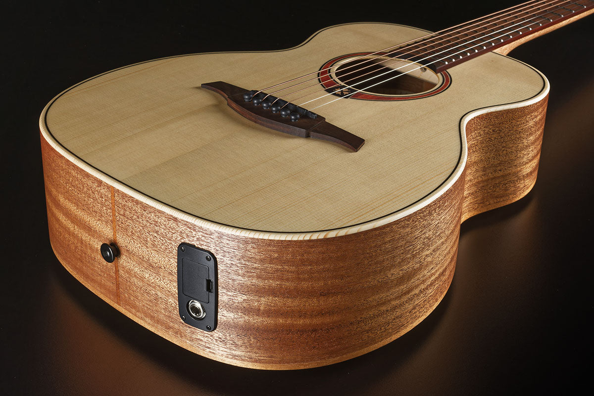 GUITARE TRAVEL LAG TRAMONTANE ELECTRO ACOUSTIQUE T70TE-NAT