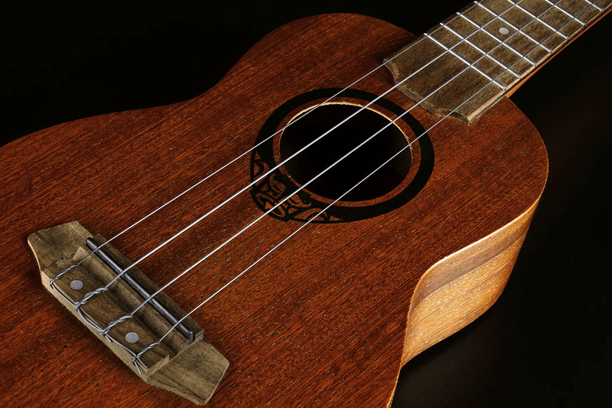 UKULELE SOPRANO LAG TIKI UKU 8 TKU8S