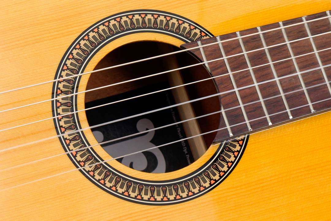 GUITARE CLASSIQUE 4/4 PLEYEL