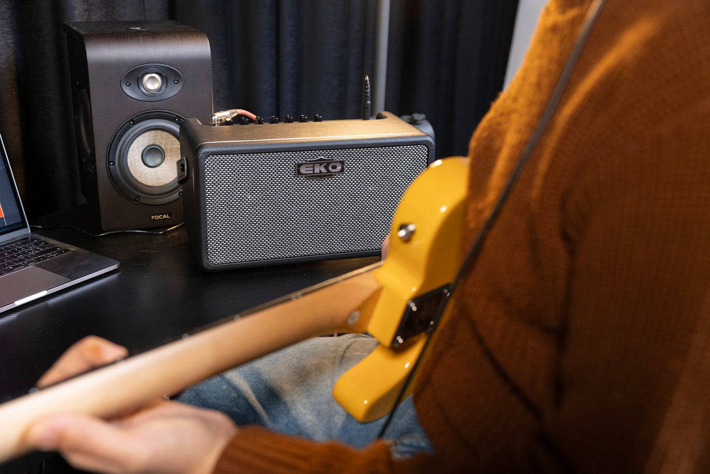 AMPLI GUITARE EKO BAIO 25W FX + DRUM + BLUETOOTH