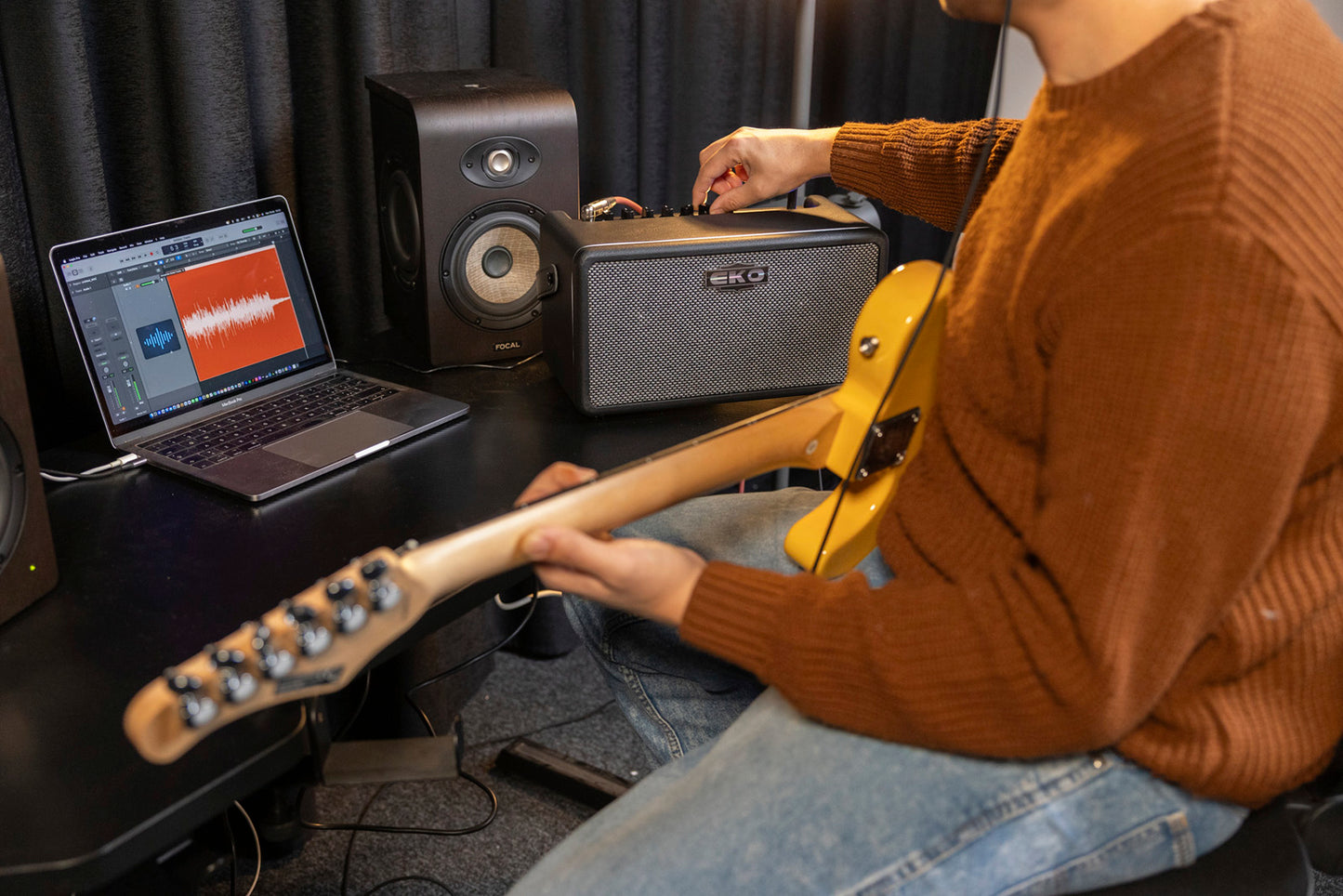 AMPLI GUITARE EKO BAIO 25W FX + DRUM + BLUETOOTH