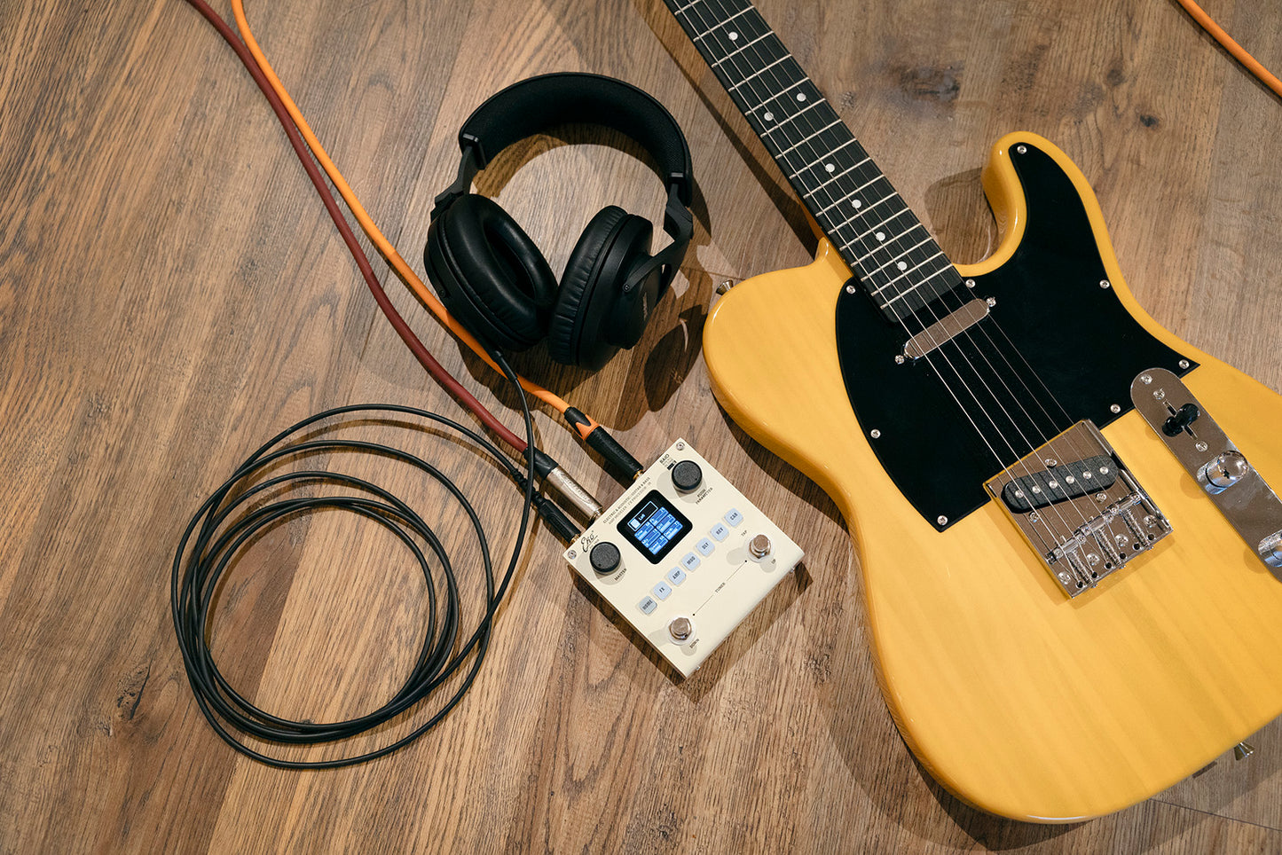 Multi-effets modéliseur d'amplis FX avec IRs - sur batterie / bluetooth EKO BAIO-XL