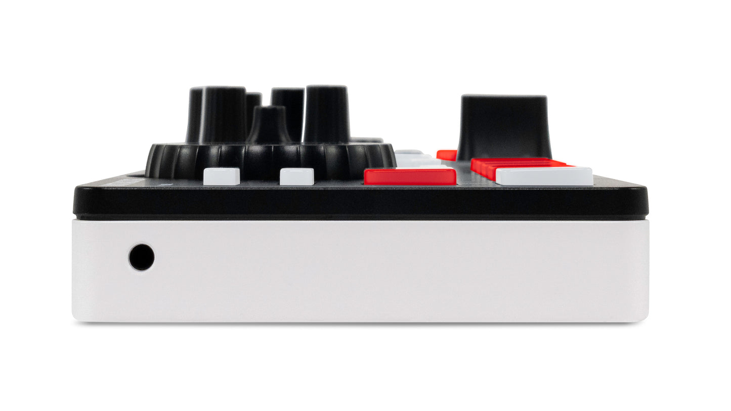 Contrôleur DJ 2 Voies Portable USB-C – Numark Mixtrack GO