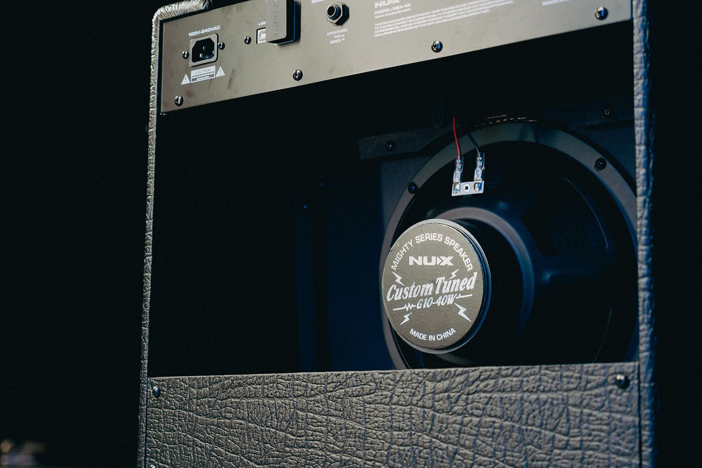 Ampli guitare electrique À modélisation 40 / 5W / 0.5W + Bluetooth NUX MIGHTY-40-MK2