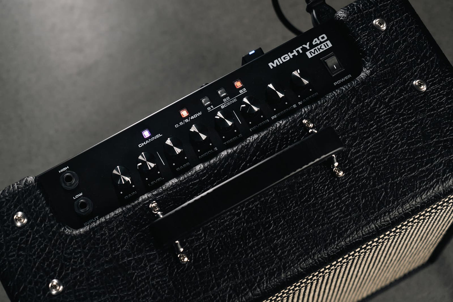Ampli guitare electrique À modélisation 40 / 5W / 0.5W + Bluetooth NUX MIGHTY-40-MK2