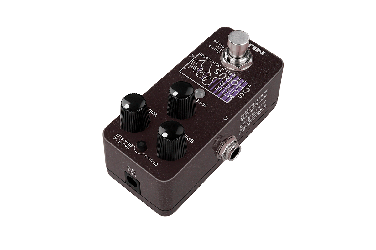 PEDALE CHORUS FLANGER NUMERIQUE - TAPE TEMPO NUX MINI SUPER CHORUS