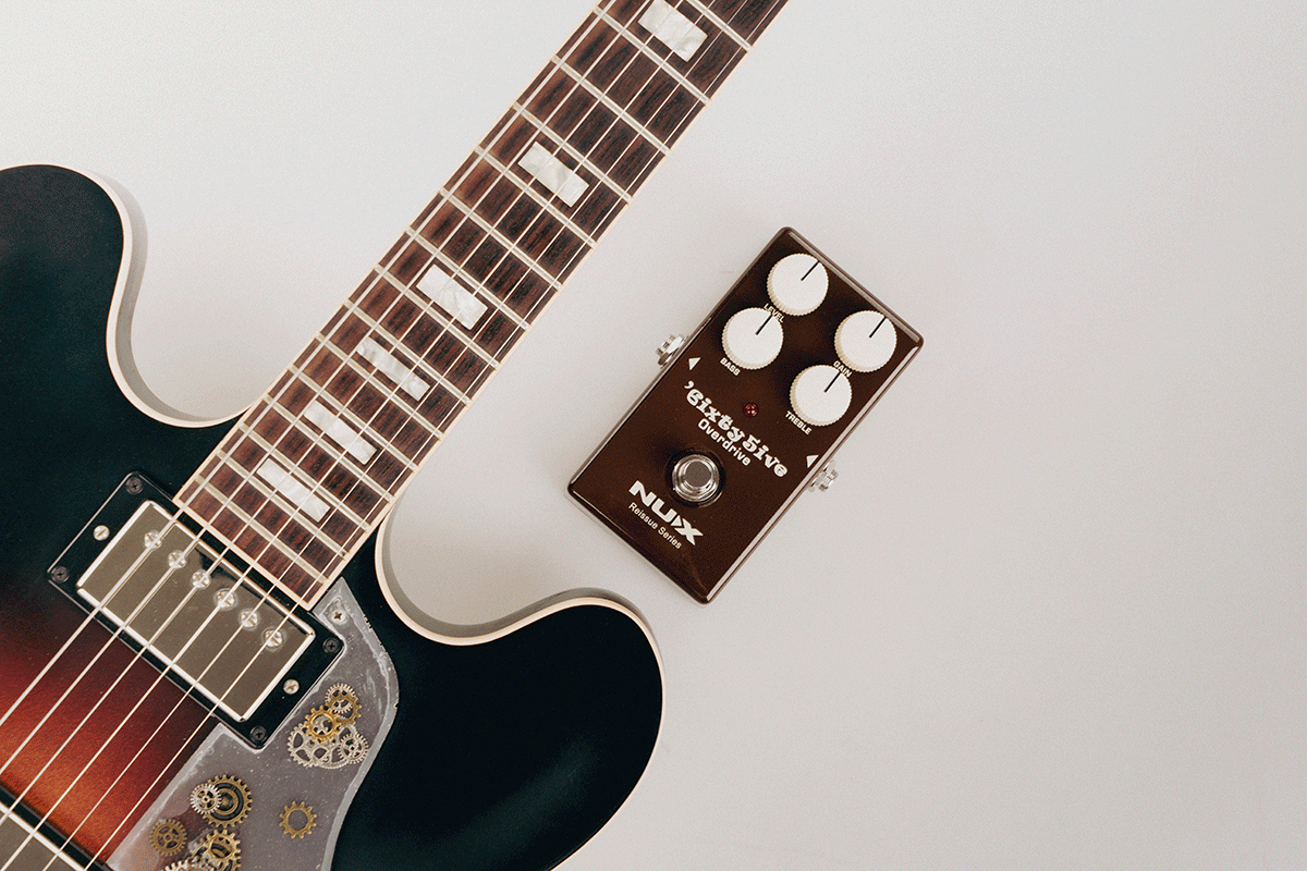 PEDALE OVERDRIVE ANALOGIQUE TYPE BLACKFACE DRIVE NUX SIXTYFIVE-OD