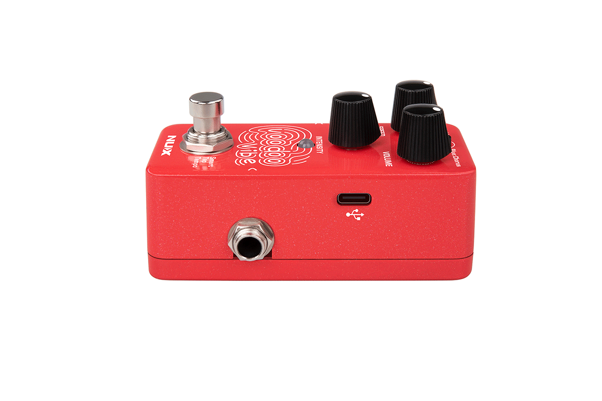 PEDALE VIBE/CHORUS NUMERIQUE - TAPE TEMPO NUX VOODOO UNIVIBE
