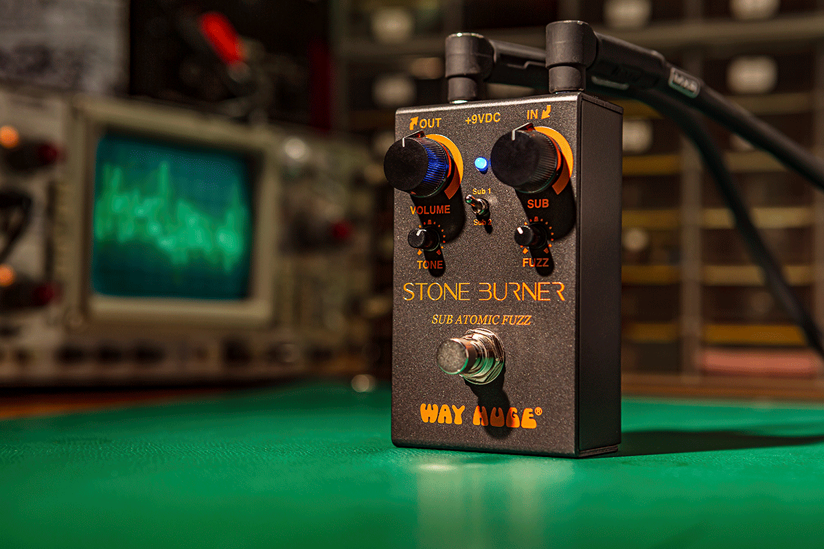 Pédale Fuzz Way Huge Stone Burner Sub Atomic Fuzz WM81
