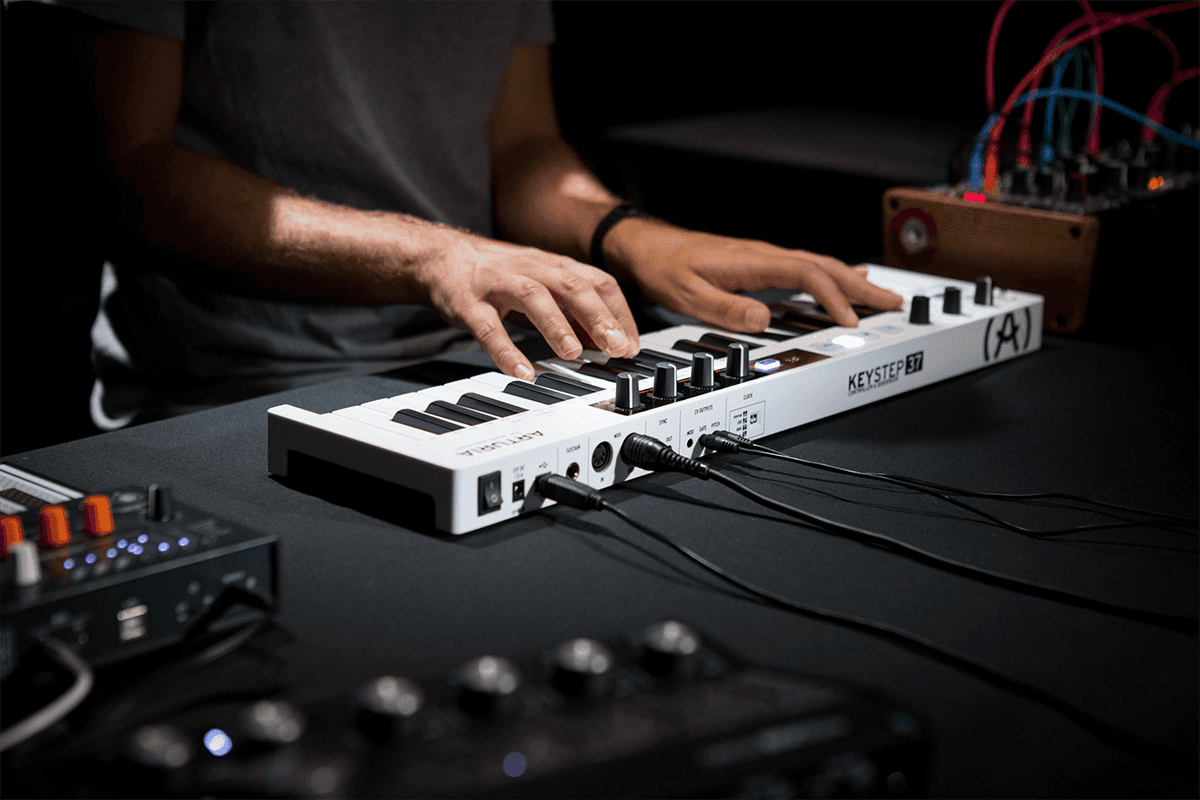 CLAVIER 37 TOUCHES ARTURIA KEYSTEP-37