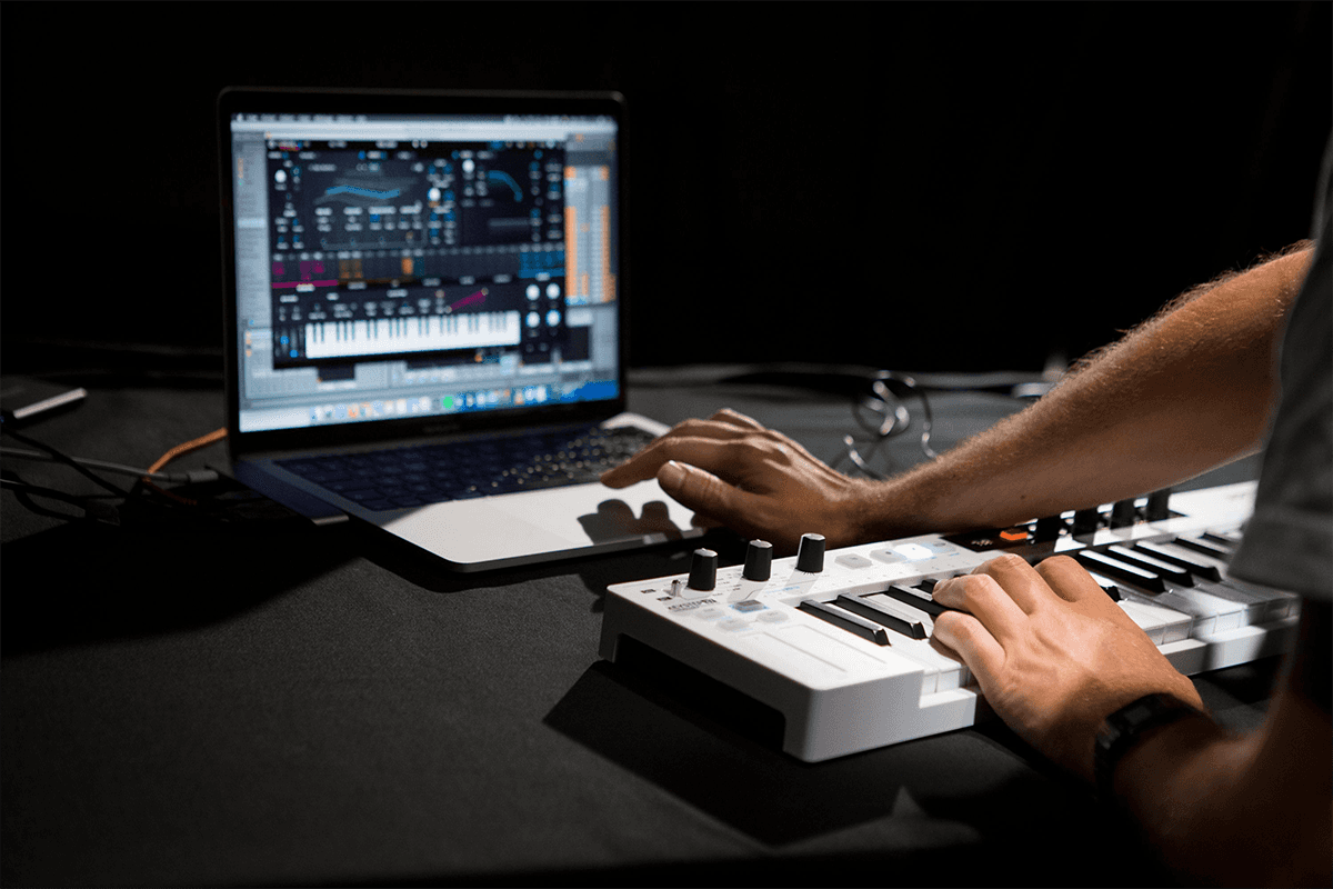 CLAVIER 37 TOUCHES ARTURIA KEYSTEP-37