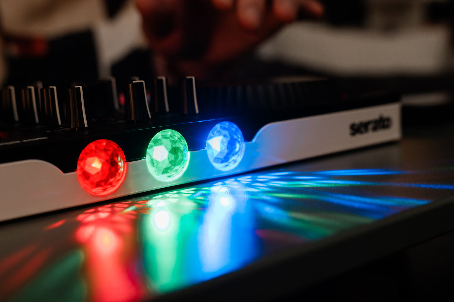 Contrôleur DJ 2 Voies Portable – Numark Party Mix