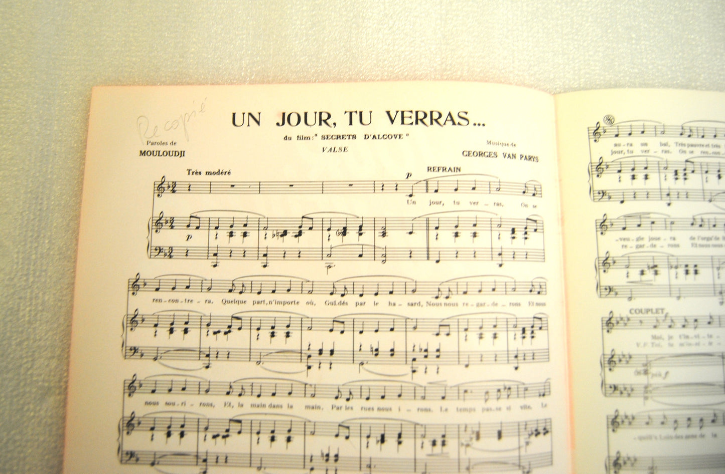 Partition UN JOUR TU VERRAS - piano chant - OCCASION