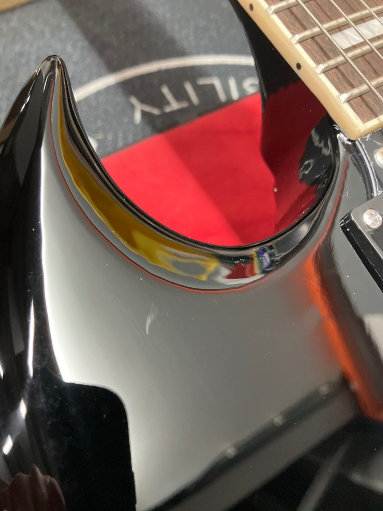 Guitare électrique type SG Eko DV300 noire  STOCK B
